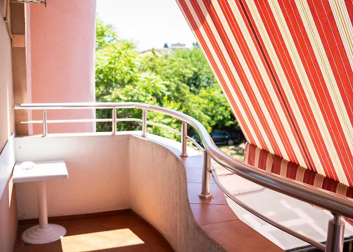 Marianas Guest house Obzor