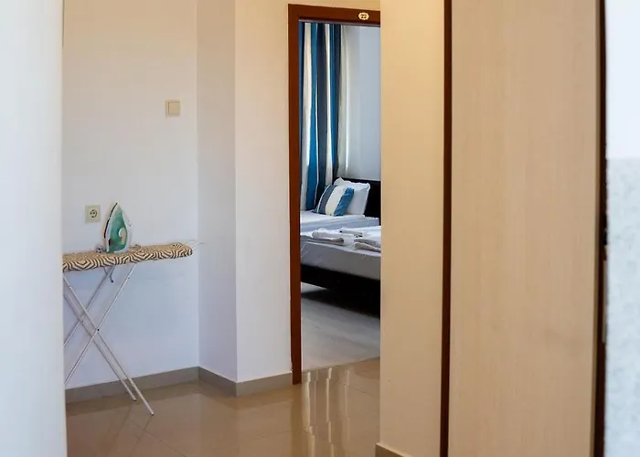 Marianas Guest house 3*