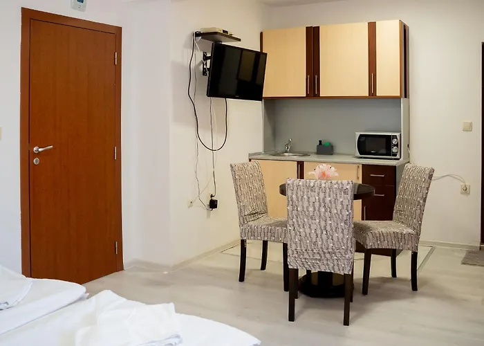 Marianas Guest house 3*